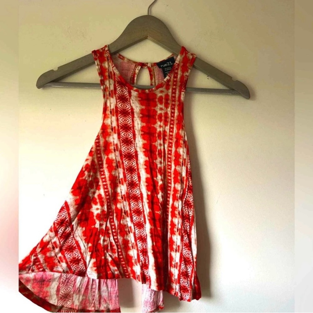 Rue 21 tank size medium